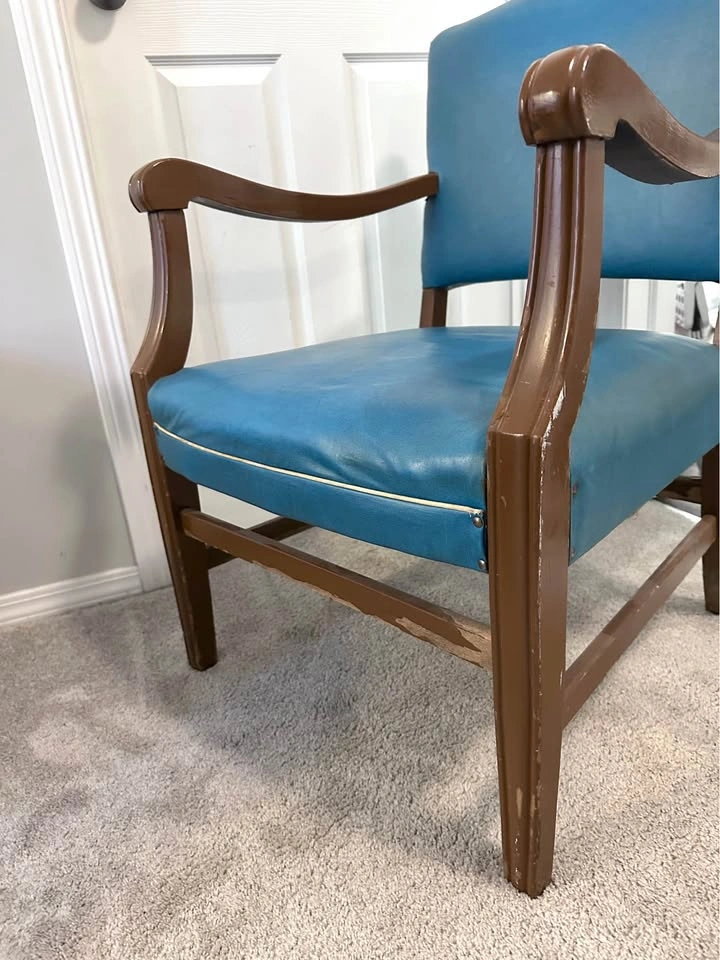 Vintage Mid-Century Style Teal Vinyl Armchair - photo 3