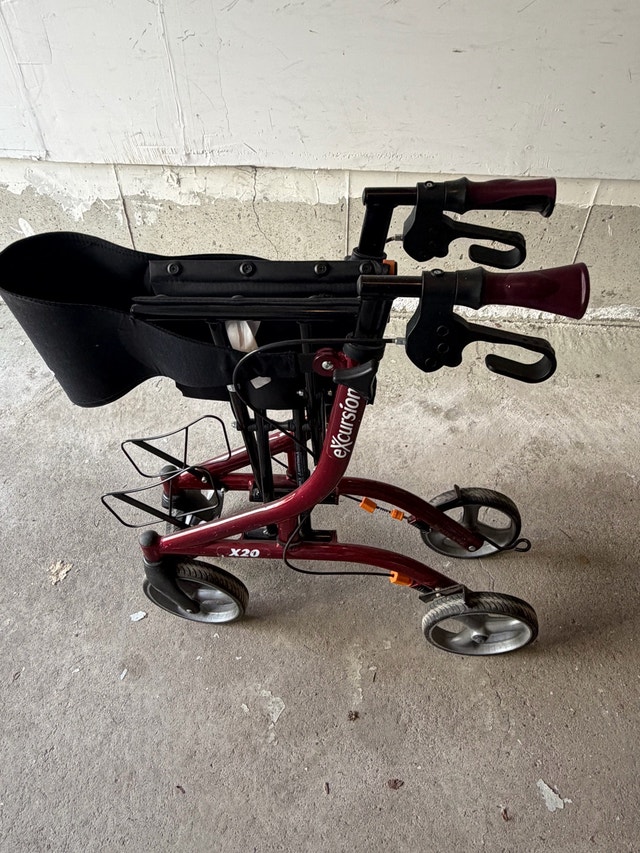 Airgo eXcursion X20 Lightweight Walker (Great Condition) - photo 5