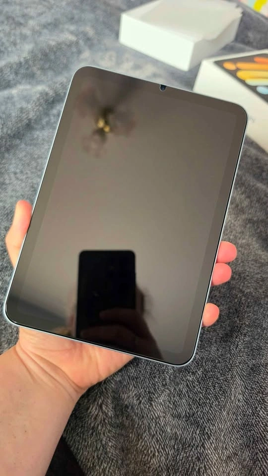 Newest model, mint condition iPad Mini (A17Pro) 256GB, Blue - photo 2
