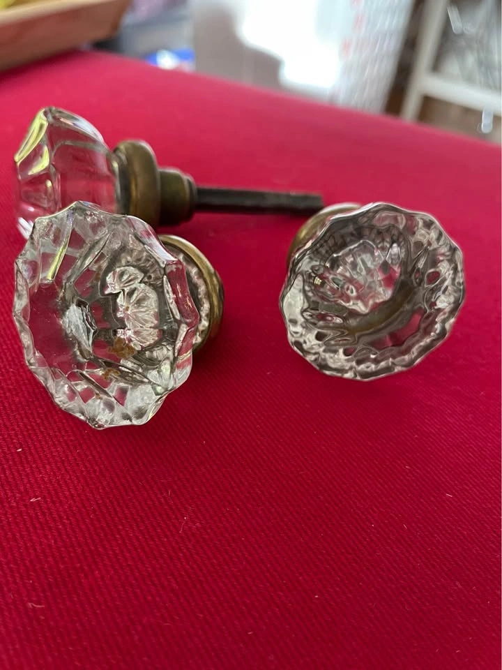 Vintage Glass Door Knobs (3) - photo 2