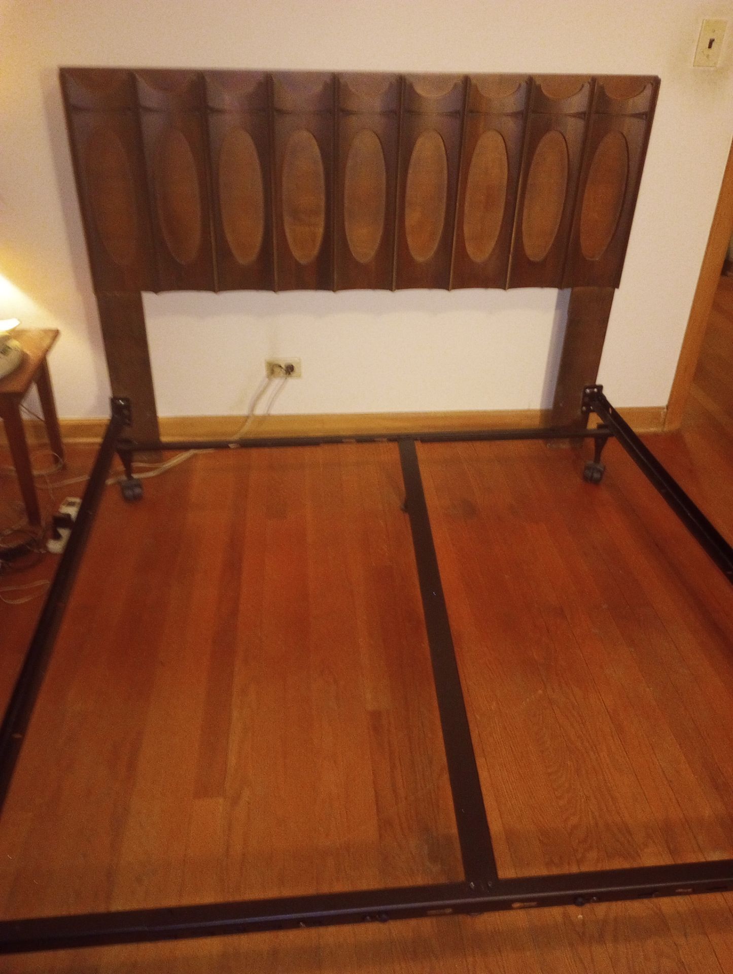 Queen size headboard and bed frame