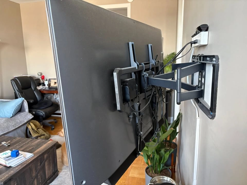 LG Nanocell 55" TV + Soundbar + Wall Mount - photo 2