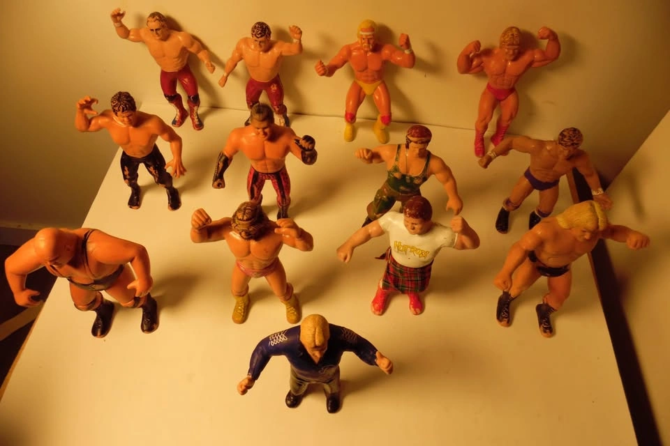 Lot of 13 Vintage 80's WWF LJN Titan Sports Action Figures - photo 2