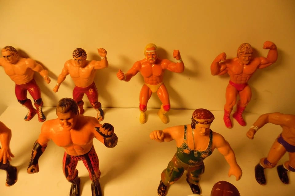 Lot of 13 Vintage 80's WWF LJN Titan Sports Action Figures - photo 5