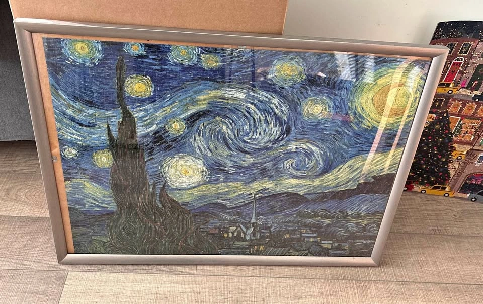 Framed 1000-Piece Puzzle – The Starry Night (IKEA Frame)