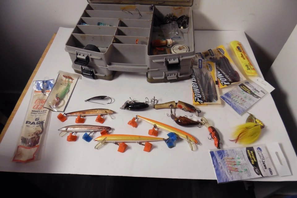 Tackle Box of Fishing Gear - photo 2