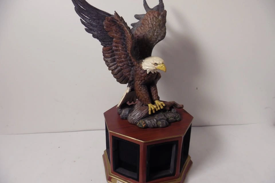 Zippo Soaring Spirits Light The Way Eagle Lighter Collection - photo 3