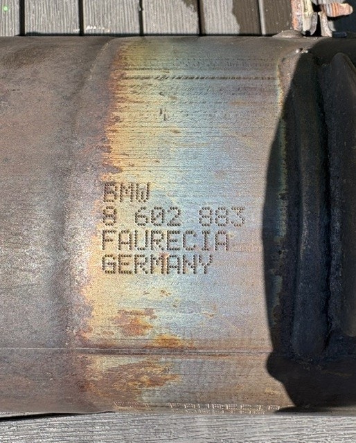 BMW OEM Catalytic Converter Downpipe 8602883 / 18328602882