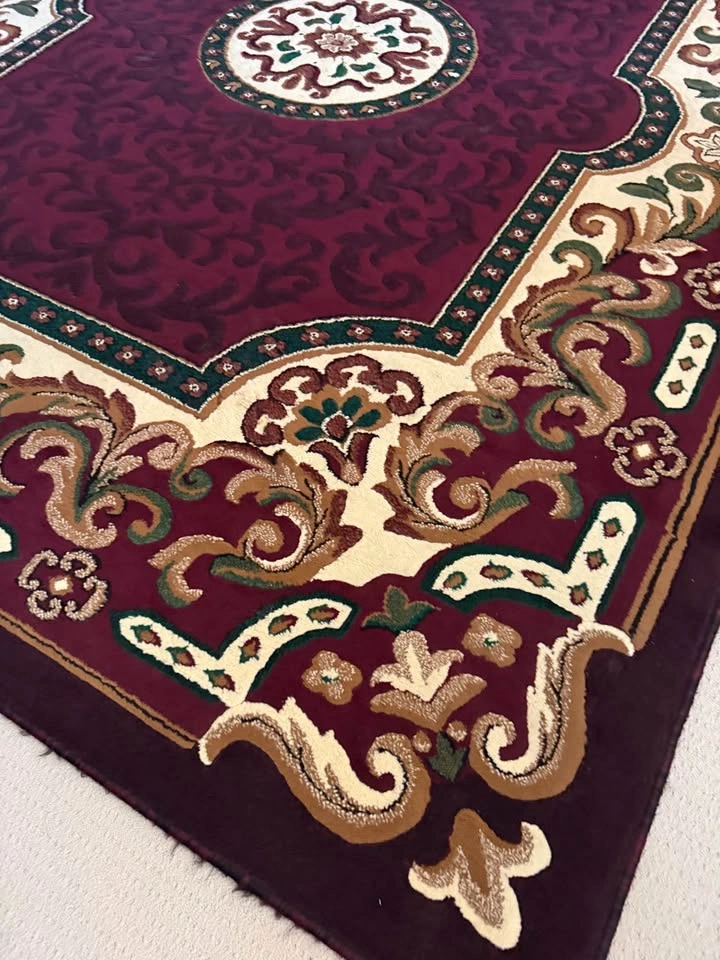 Burgundy Traditional Area Rug - photo 2