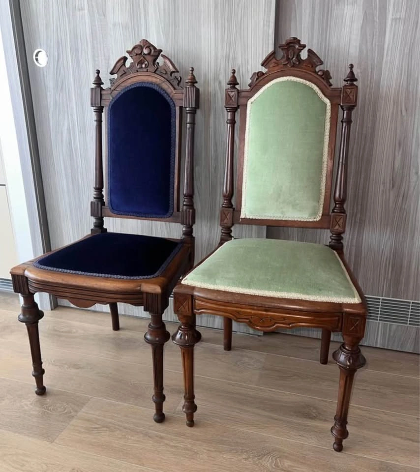 2 Matching Victorian Velvet Chairs - photo 3