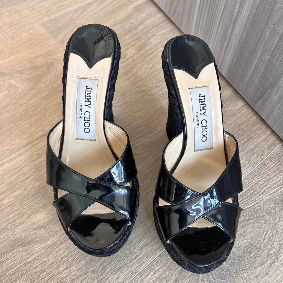 Jimmy Choo Size 5 Patent Leather Wedge Sandals
