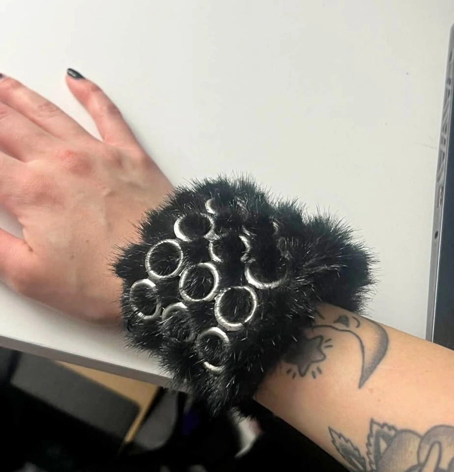 Y2K Fuzzy Metal Ring Embellished Bracelet