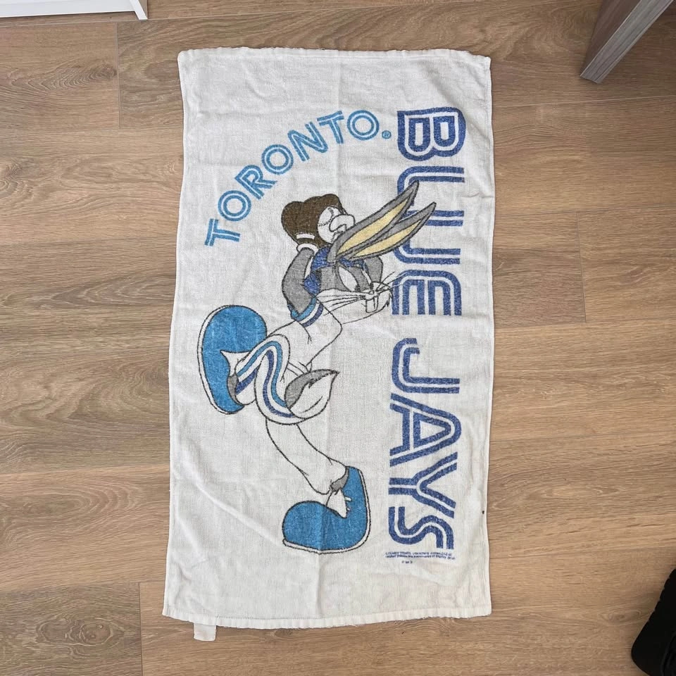 Vintage Toronto Blue Jays Bugs Bunny Towel Looney Tunes MLB - photo 2