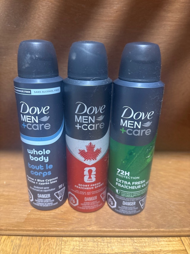 Dove Men+Care Antiperspirant Spray Set