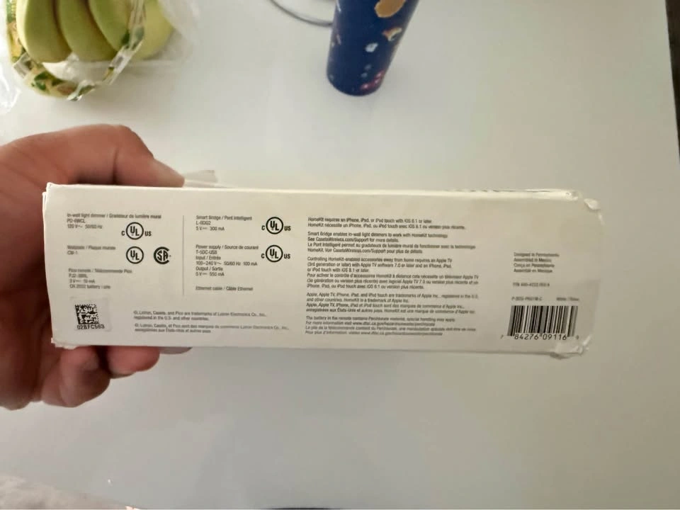 Lutron Caséta Wireless Dimmer Kit with Smart Bridge unused damag - photo 4