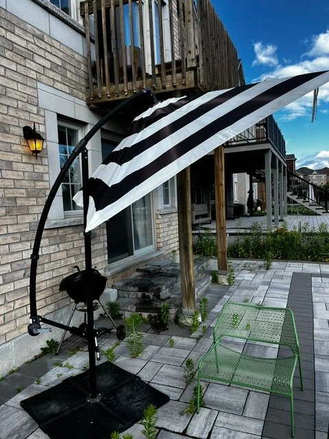 CB2 outdoor umbrella - photo 2