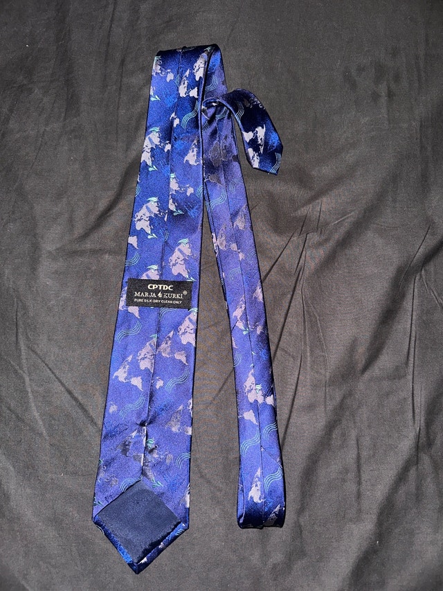 Three dress ties asking 10$ each - photo 4