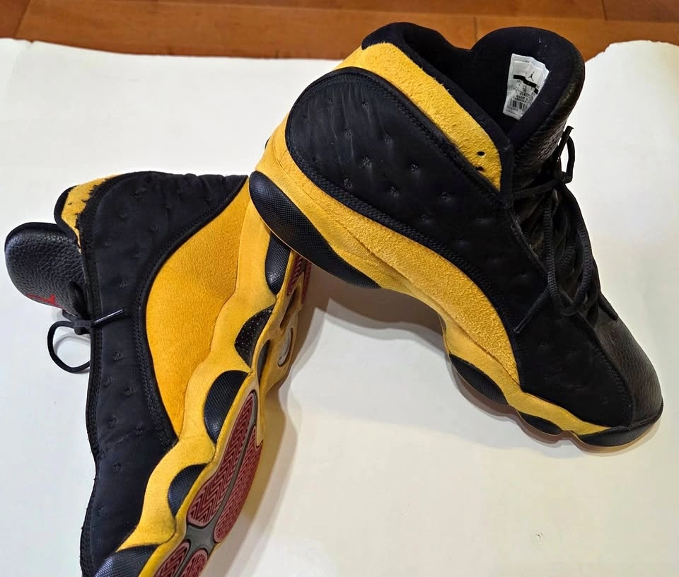 Air Jordan 13 Retro Melo Class of 2002 - Men's US Size 11