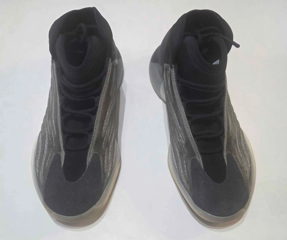 Adidas Yeezy QNTM - Mens US Size 11 - photo 2