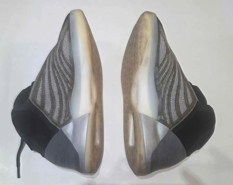 Adidas Yeezy QNTM - Mens US Size 11 - photo 5