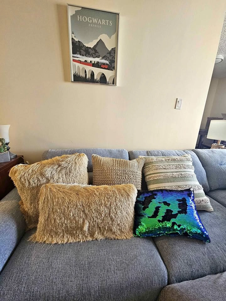 Throw pillows