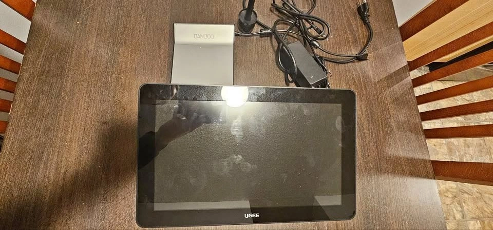Ugee HK1560 15.6 Inches Pen Display