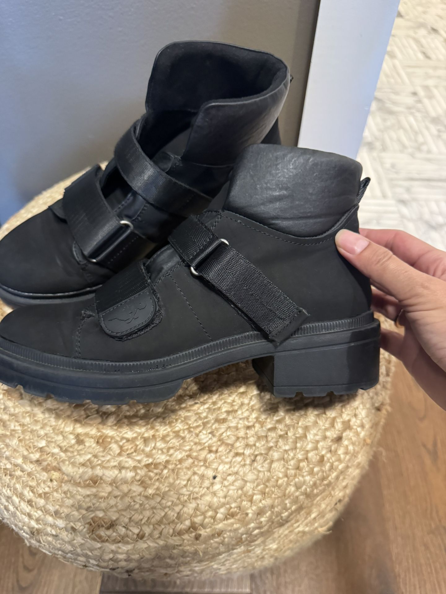Black Shoes Good Condition