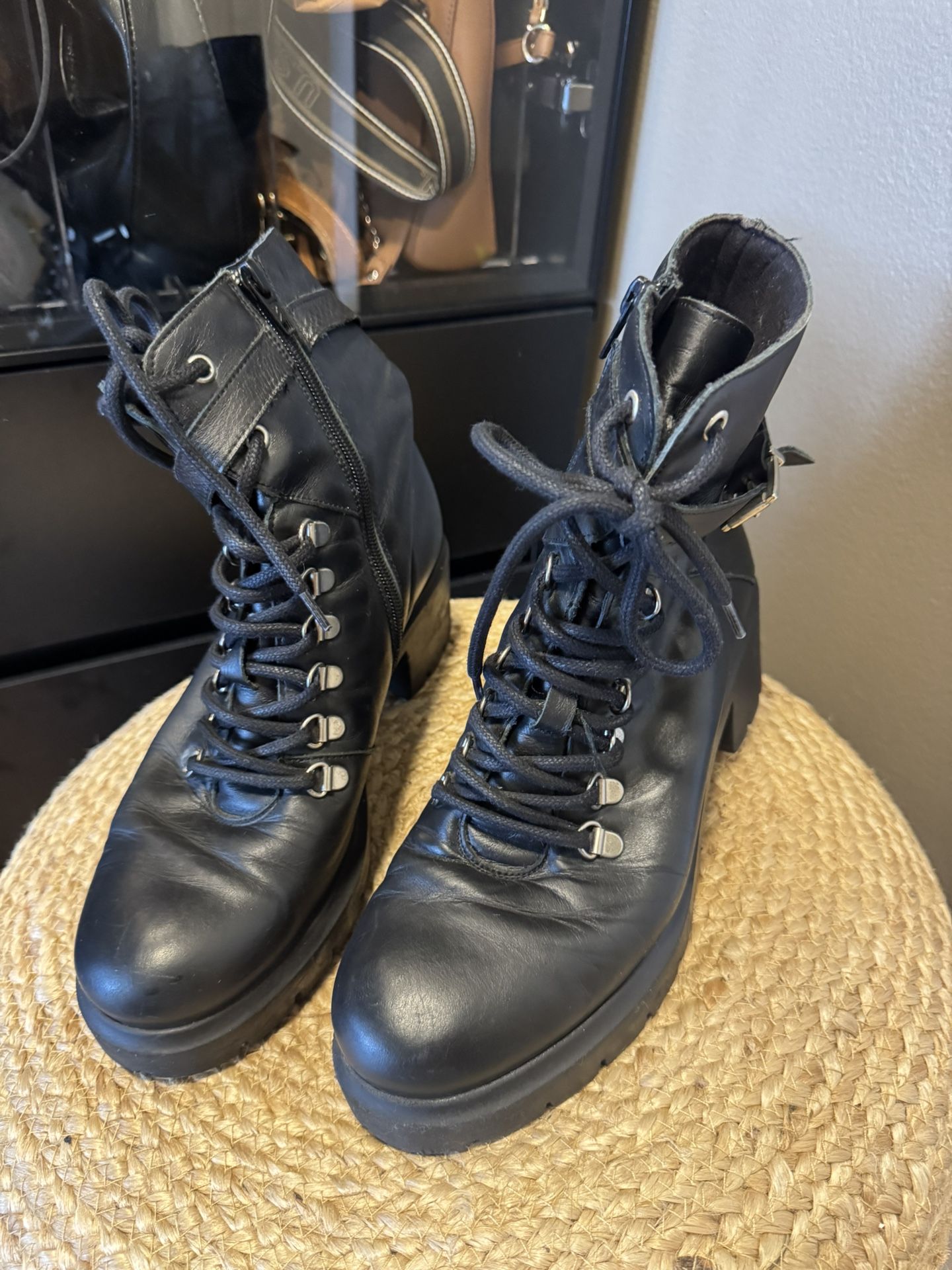 Shoes - photo 2