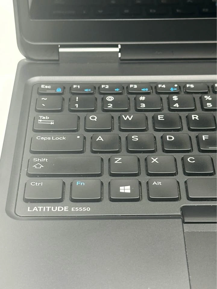 DELL Latitude E5550 15.6" i7 5th Gen 2.6GHz 8GB 512GB - photo 2