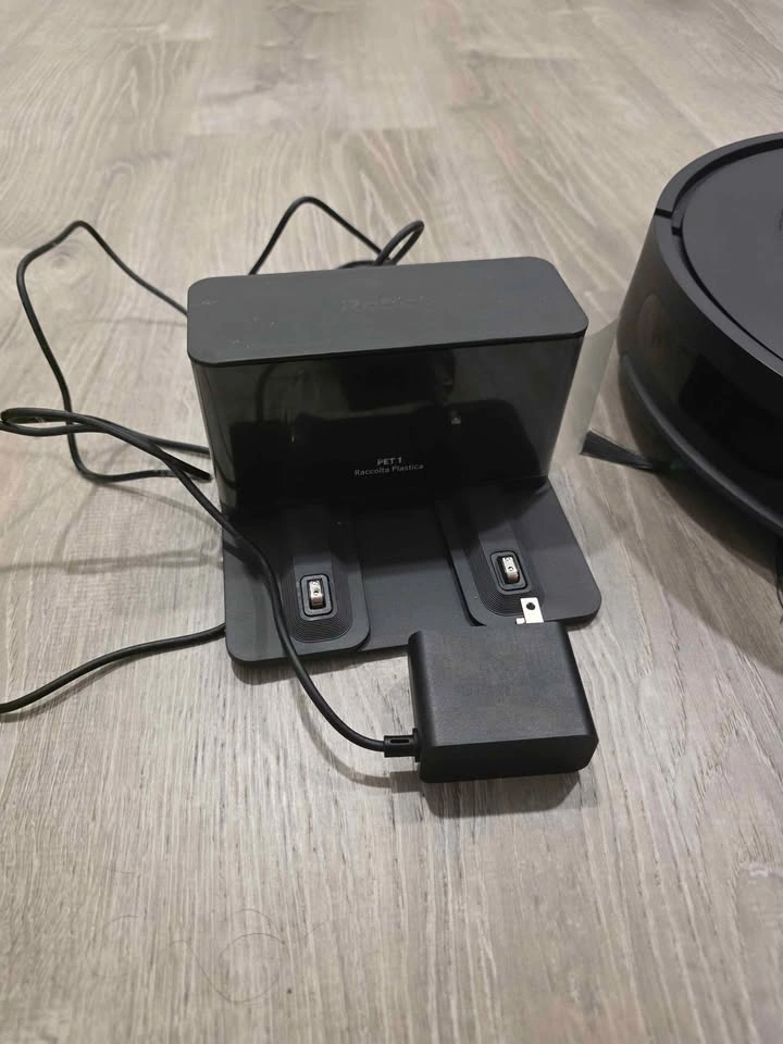 iRobot Roomba Combo Robot Vacuum & Mop - photo 2