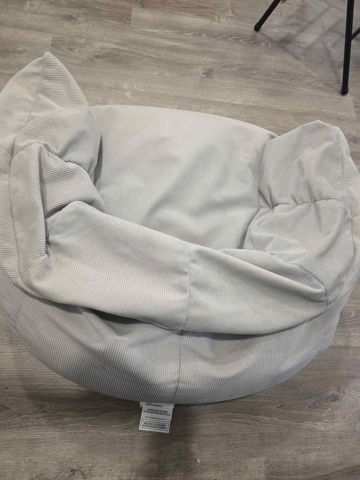 Room Essentials Corduroy Bean Bag Chair – Light Gray - photo 2