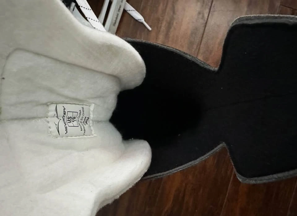 Brand new Ice skates size 10 - photo 2