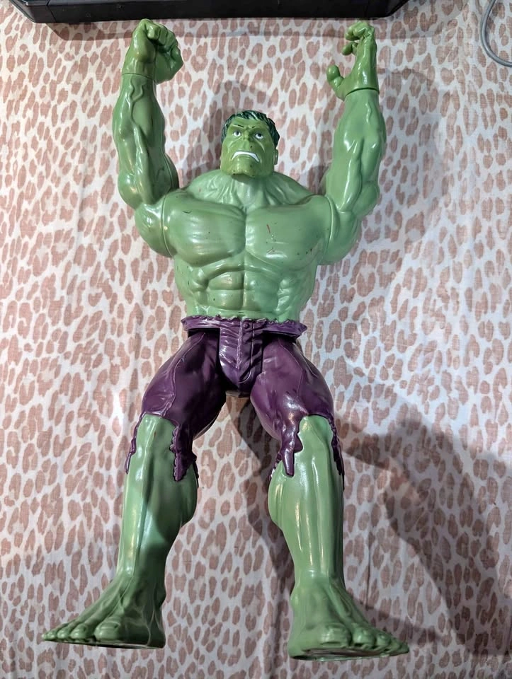 Hasbro Marvel Hulk Action Figure