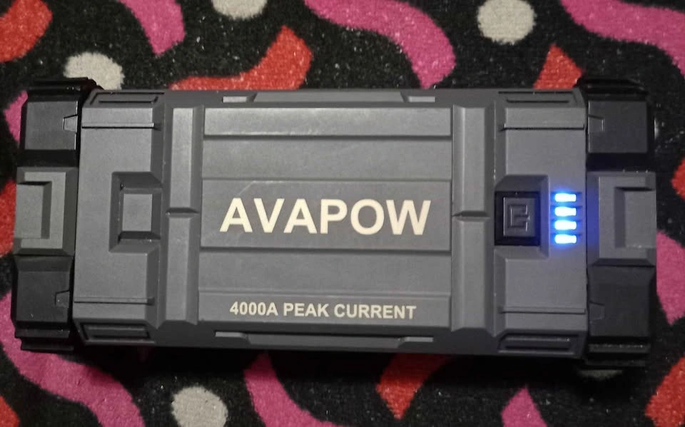 Avapow car jump starter - photo 2