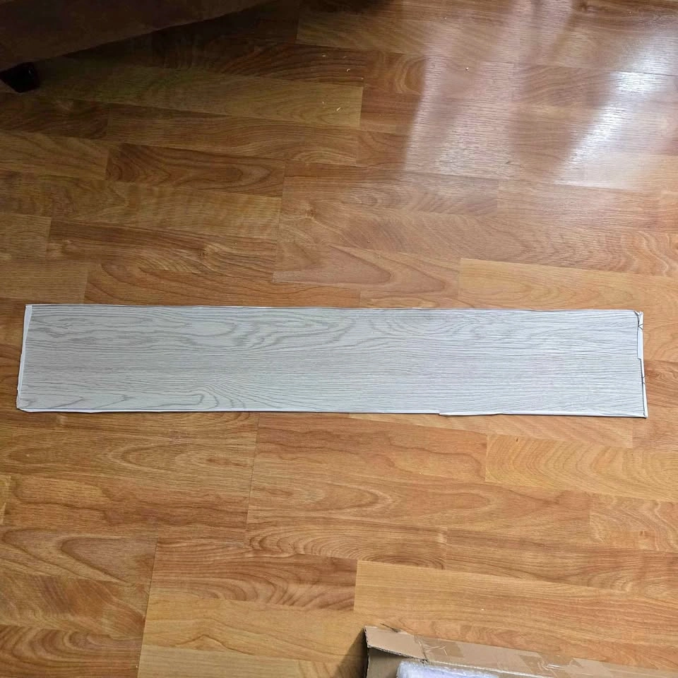 36 pcs Peel and Stick Luxury Vinyl Flooring Tiles