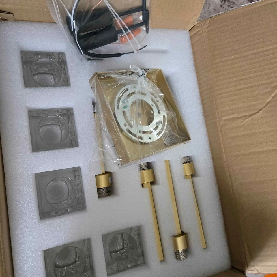 Mount Ceiling Light Glass 5 Lights -Brand New (2 Available) - photo 2