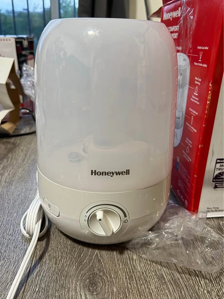 Honeywell Ultracomfort humidifier - photo 3