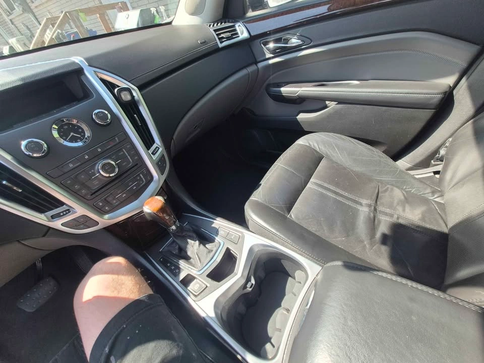 2010 Cadillac SRX - photo 3
