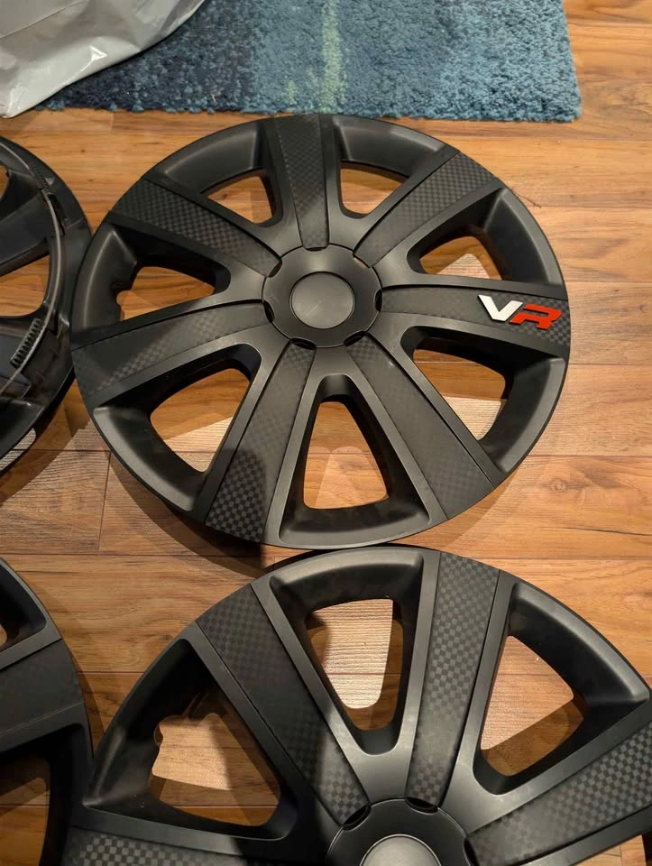 R16 Hubcaps VR - photo 3