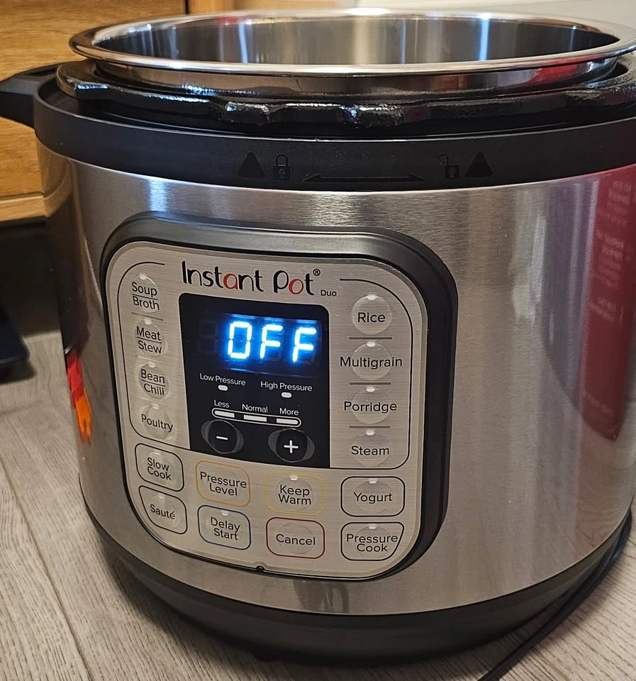 Instant Pot Duo Plus V5 7-in-1 Pressure Cooker - 8QT - photo 2