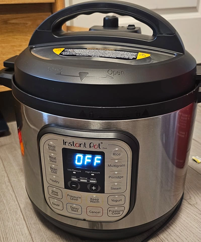 Instant Pot Duo Plus V5 7-in-1 Pressure Cooker - 8QT - photo 3