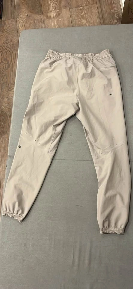 Lululemon Muskoka Joggers - photo 3