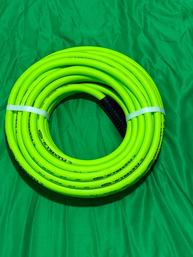 Flexzilla 3/8-inch by 50-foot Air Hose - photo 2