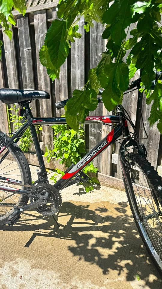 Supercycle 300 Mountain Bike – 26” Wheels, Great Condition - photo 3