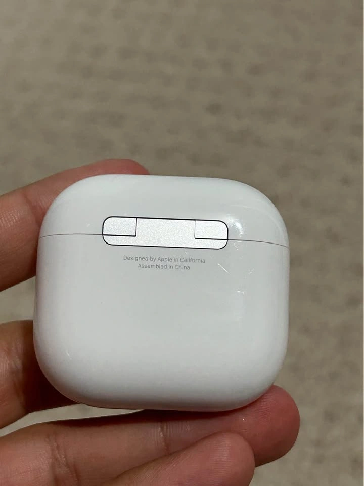 AirPods 4 with Active Noise Cancellation (ANC) - photo 3