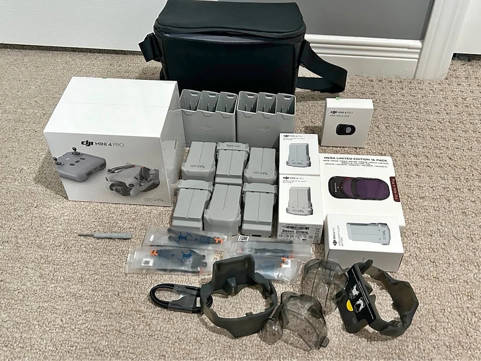 DJI Mini 4 Pro Bundle