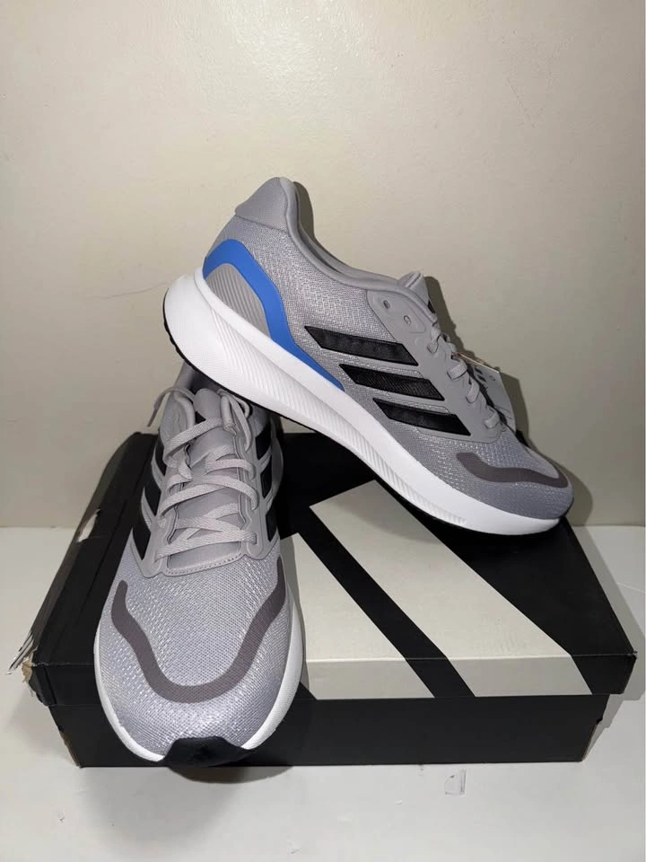 New Adidas Men Running Shoes. Size 12 US. Firm price. - photo 4