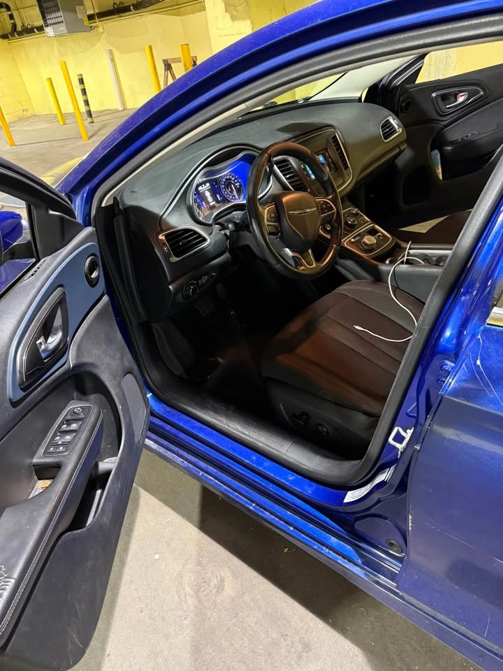 2015 Chrysler 200 - photo 5
