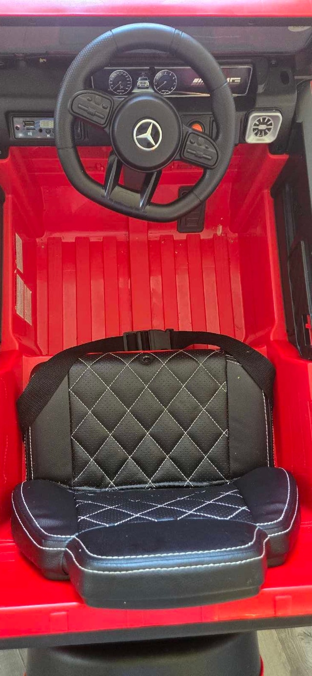 Mercedes-AMG G-Wagon Ride On Car - photo 4