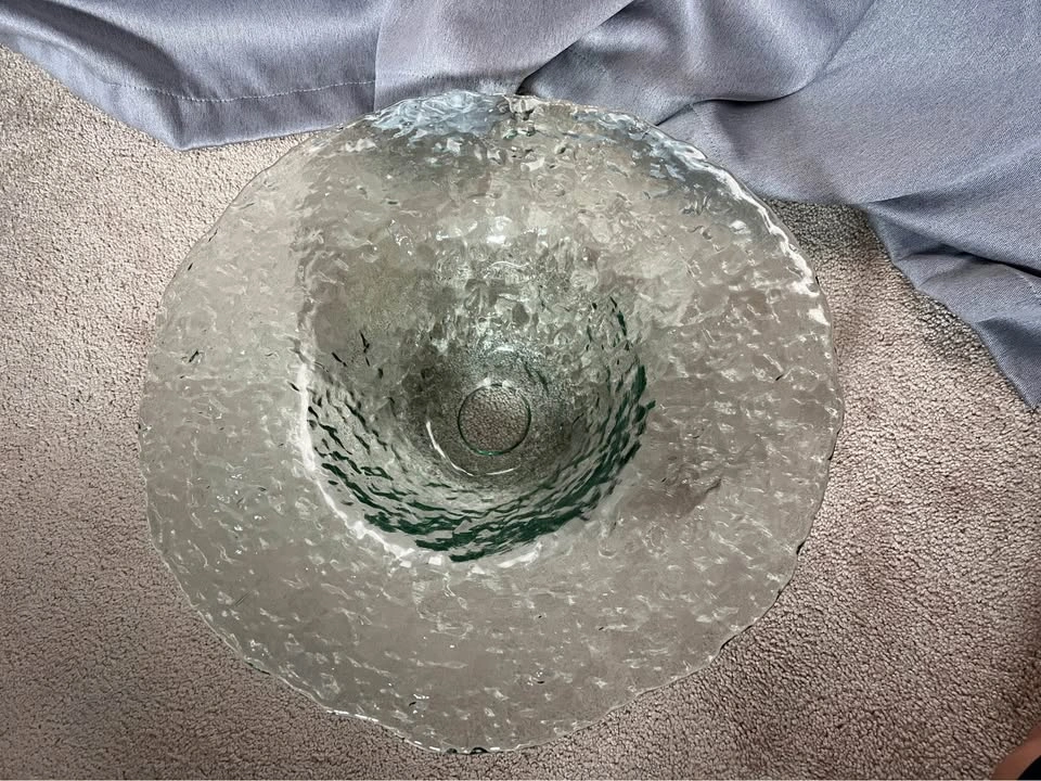 Large Textured Clear Glass Rimmed Bowl - photo 3